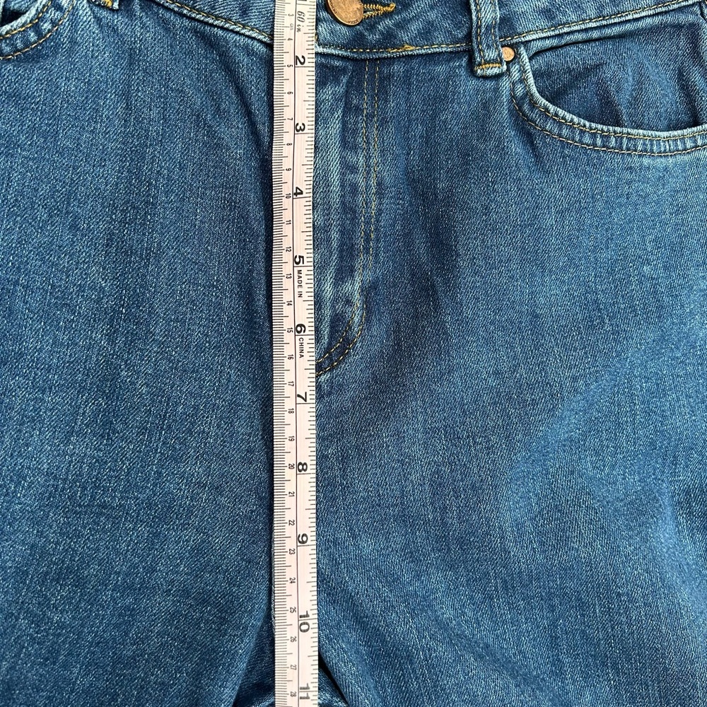 Boden High Rise, Cropped Wide-leg Jeans in Deep Blue - Picture 8 of 11
